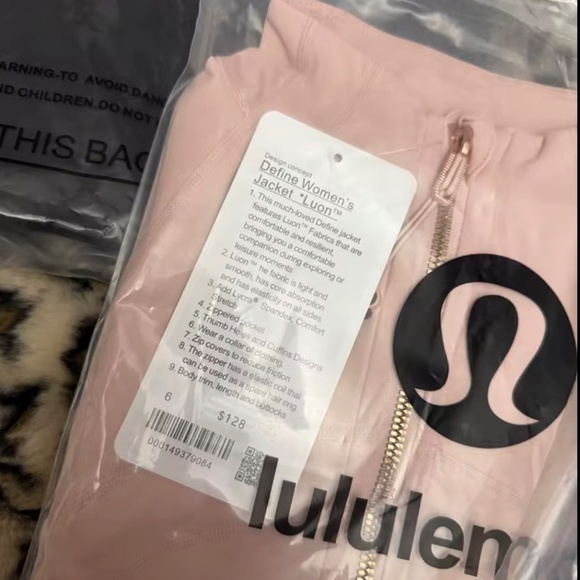 lululemon define jacket - Picture 4 of 4